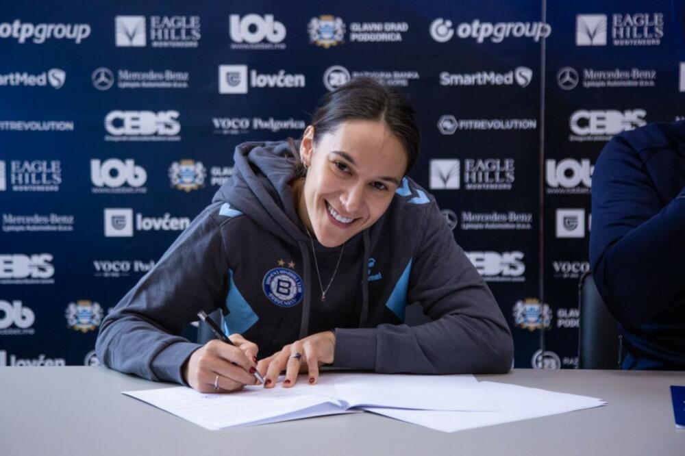 Nastavlja se serija potpisa, i Nina Bulatović produžila ugovor