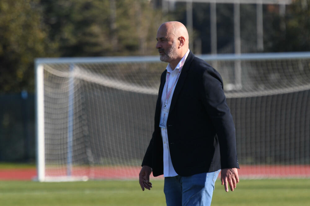 Navijači Budućnosti natjerali igrače da skinu dresove, Božović: I treba da budu nezadovoljni