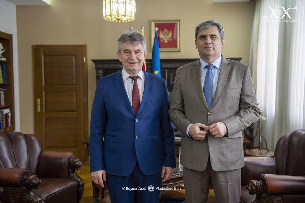 Neđeši: Dinamika zatvaranja poglavlja pokazuje da je Crna Gora na pravom putu