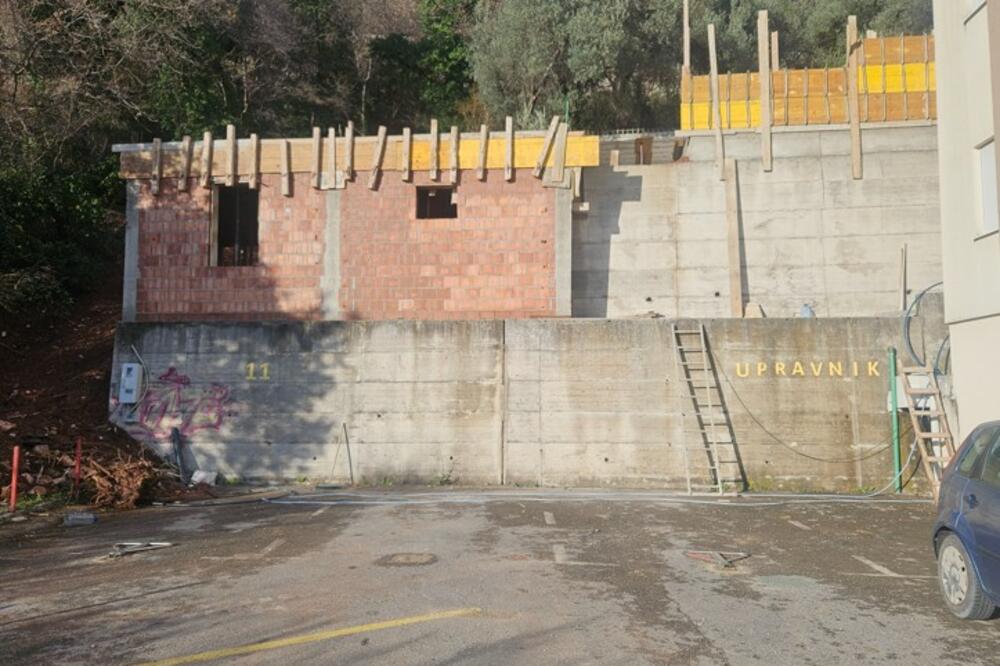 Nelegalna gradnja u srcu Petrovcu: Ugrožena imovina građana