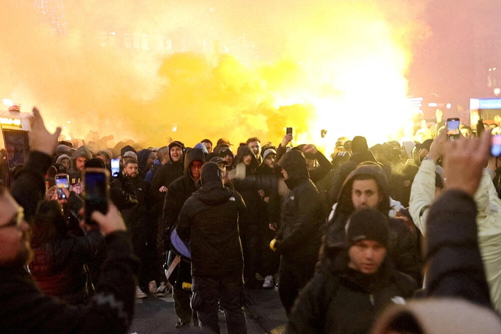 Neredi pred derbi Izraela, desetine navijača povrijeđeno
