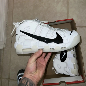 Nike Uptempo - EU 42