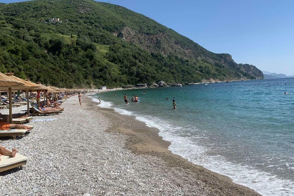 Niko neće da zakupi nudističke plaže, Morsko dobro ponavlja javni poziv