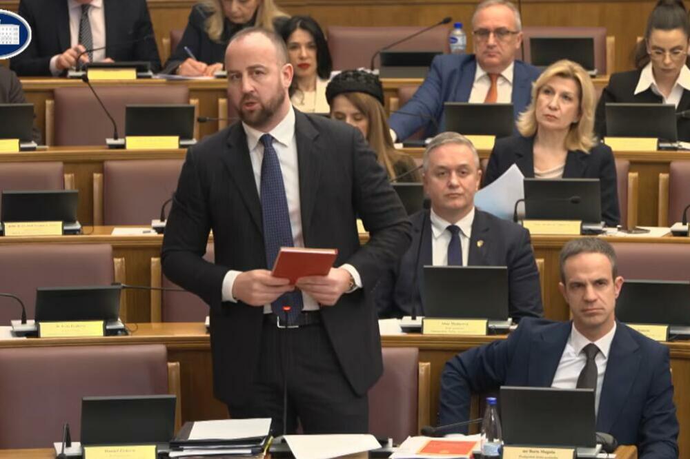 Nikolić: Ključ opstanka ove većine je u partijama manjina, Nurković: Ako padne ova Vlada ni za šest godina nećemo u EU