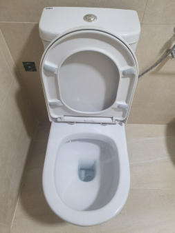 Nova, nekorišćena wc šolja
