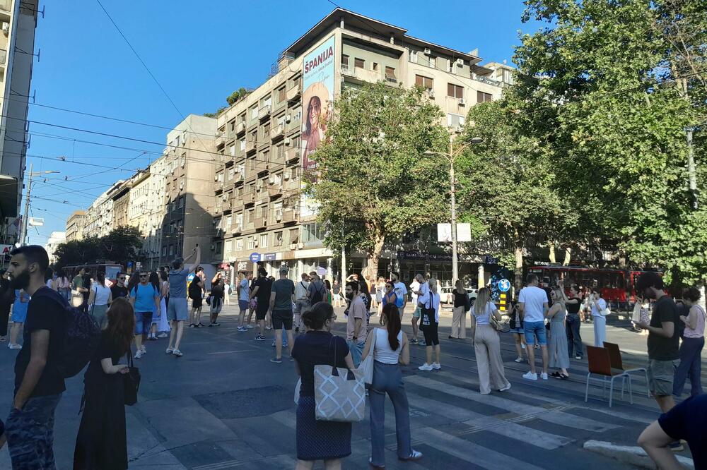 Nove blokade u Srbiji, tokom dana uhapšene desetine učesnika
