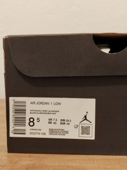 Nove Original - Nike Air More Uptempo - EU 42