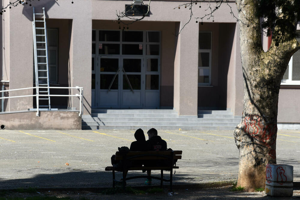 Novi obračun zarada u oblasti prosvjete - Vlada: Uvodimo red, Sindikat: Dogovor ili protest