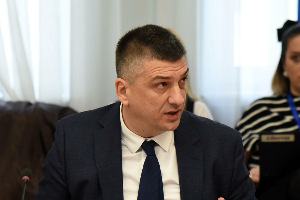 Novović zarađivao i do 4.200 eura