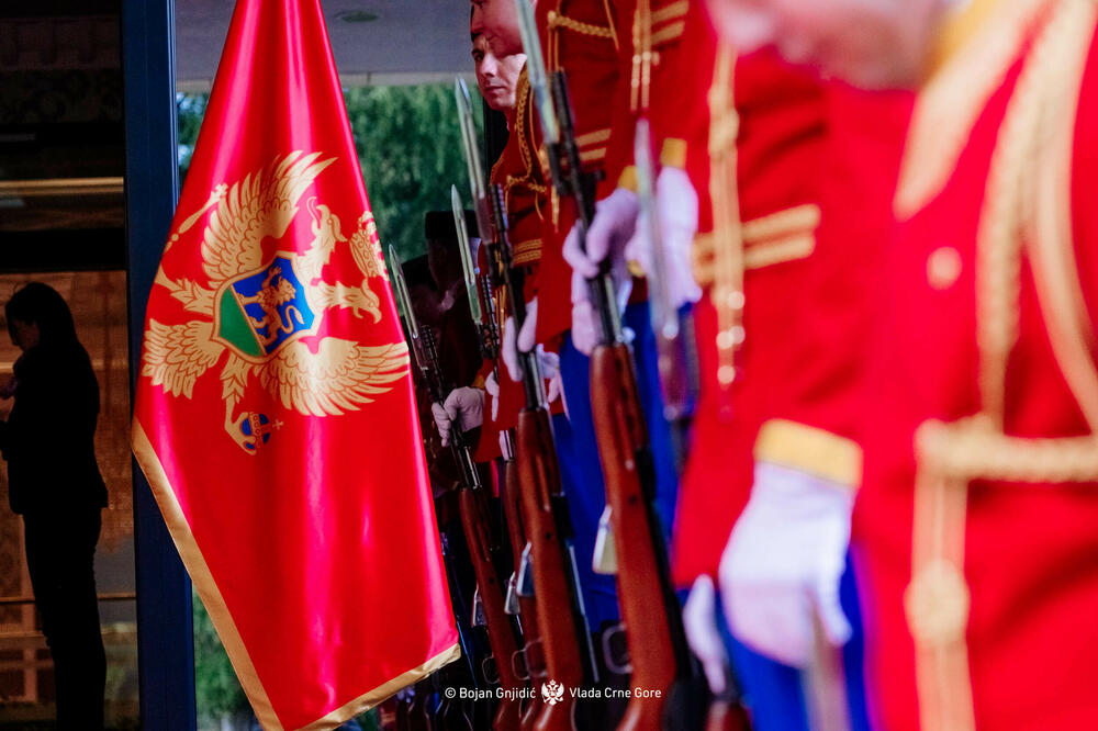 Odgovor novinara &ldquo;Vijesti&rdquo; na reagovanje Ministarstva vanjskih poslova: &ldquo;Iks&rdquo; diplomatija