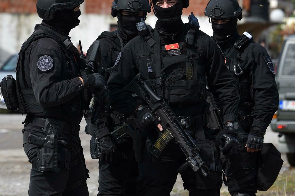 Opsežna akcija policije u Budvi, Herceg Novom, Tivtu i Kotoru, u fokusu OKG i međunarodno traženi bjegunci