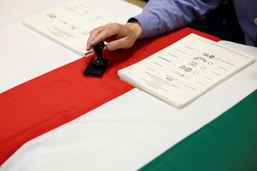 Orban upozorava da "nijedan patriota ne smije ostati kod kuće", Mađar poručuje da "danas pišemo istoriju"