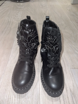 Original Liu jo cizmice broj 40odg za 39 KAO NOVO