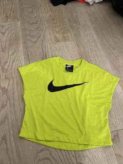 Original Nike majica S novo
