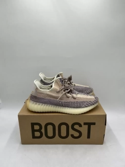 Original Yeezy 350 V2 Ash Pearl