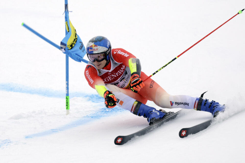 Otkazan superveleslalom skijaša u Kurševelu