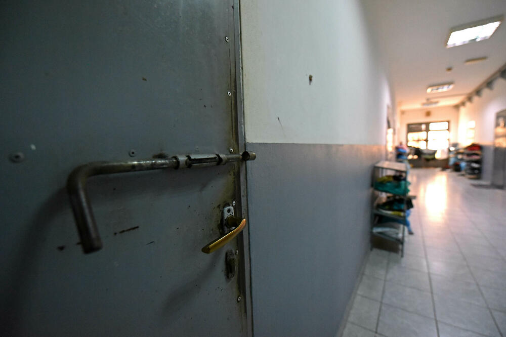 Otključajte ćeliju, sređujem nokte: Neuobičajeni zahtjevi pojedinih pritvorenika u Spužu