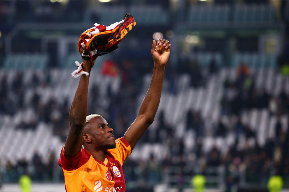 Ovakav ugovor i klauzulu nema niko: De Laurentis je dobro znao šta radi kada je prodavao Osimena