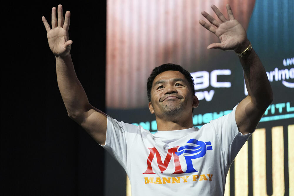 Pakjao želi revanš protiv Bariosa za WBC titulu u velter kategoriji