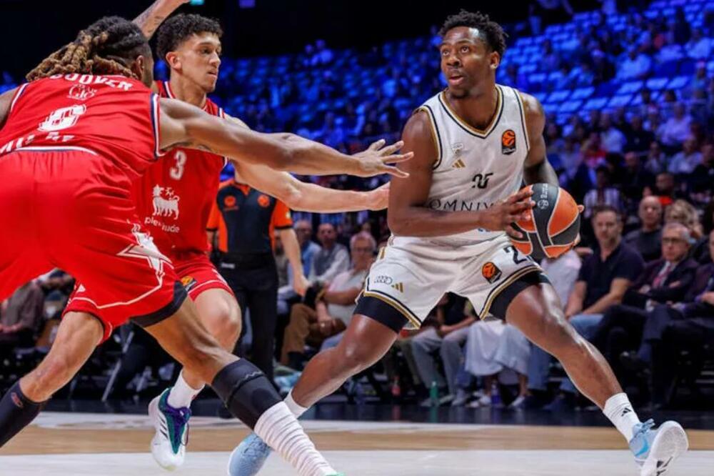 Panatinaikos slavio u Kaunasu, Fener slavio protiv Barse, još jedna dobra partija Rajta