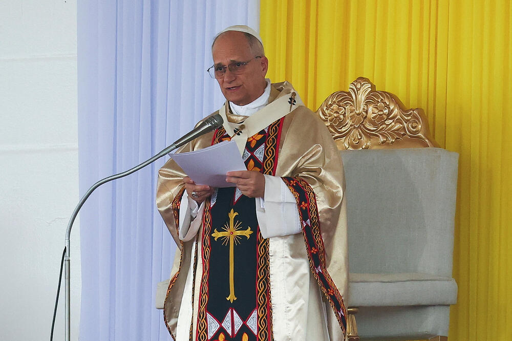 Papa Lav: Svijet pustoši šačica tirana