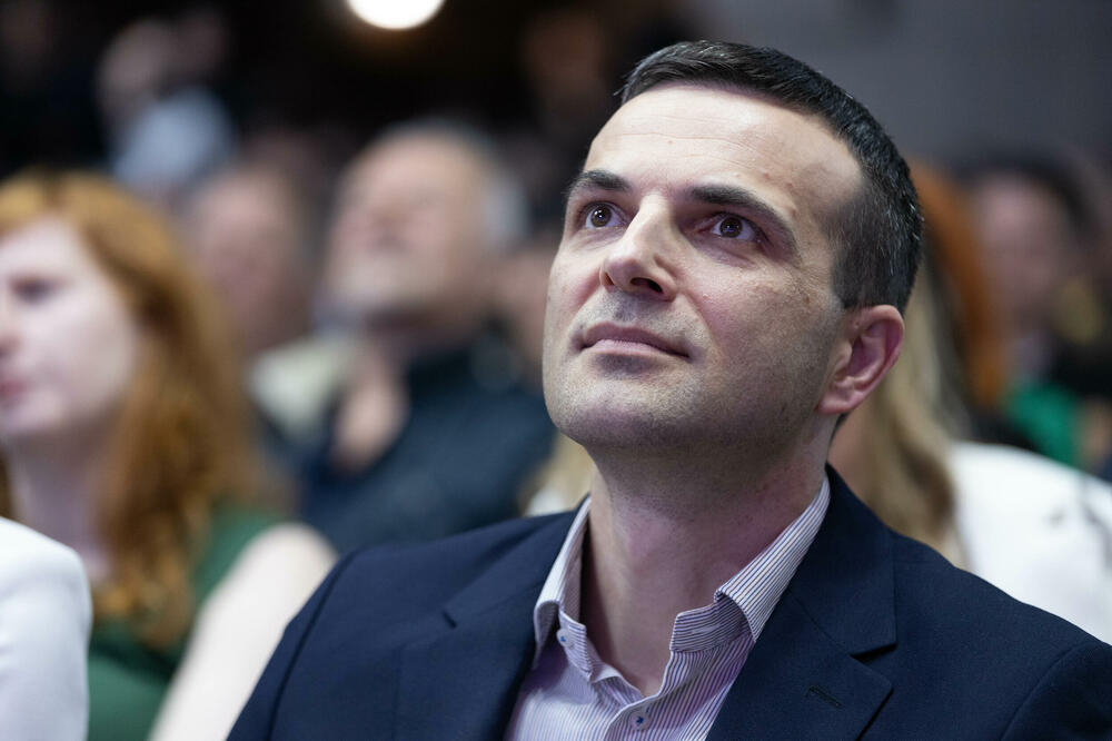 Papović: Nastavak bjelaško-četničke politike