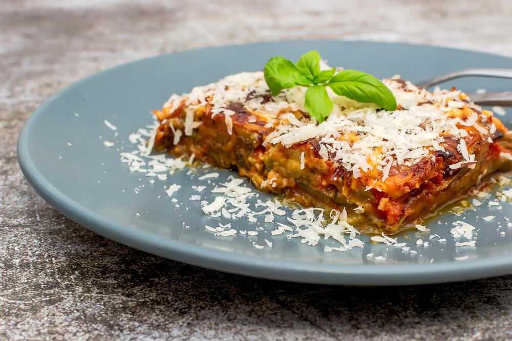 Parmigiana di melanzane – italijanski klasik na vašoj trpezi