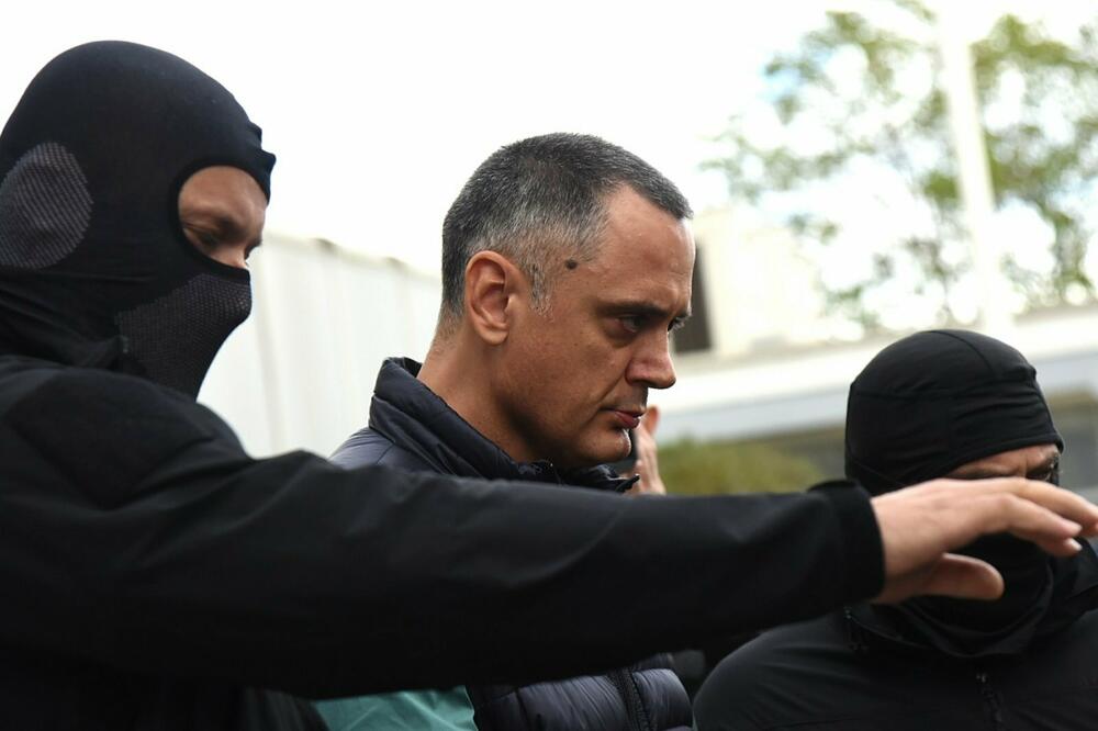 Pavićevićima, Spičanovićima i Lazovićima blokirani stanovi, kuće, novac, livade, satovi...