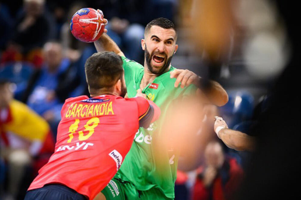 Peh za "lavove": Miloš Božović preskače EP