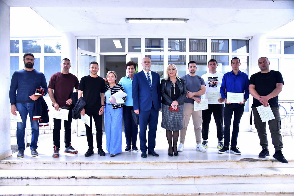 PKCG: Dodijeljena uvjerenja učesnicima koji su uspješno završili obuke za stručne kvalifikacije