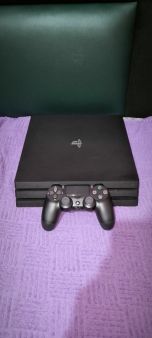 Play Station 4 Pro 1 TB kao nov