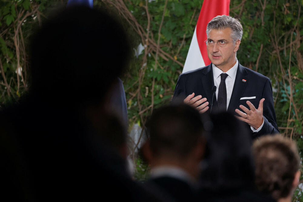 Plenković: Poštujemo žrtve Jasenovca, okrugli sto je politička provokacija