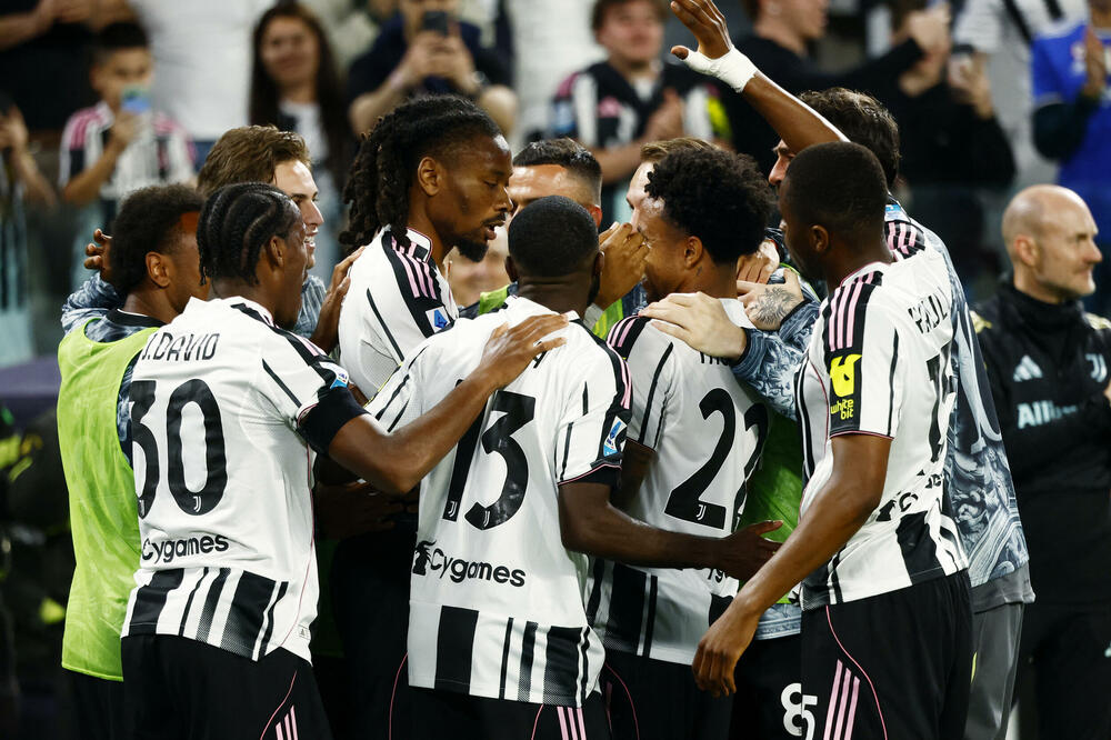 Po gol u oba poluvremena, Juve upisao treću pobjedu zaredom