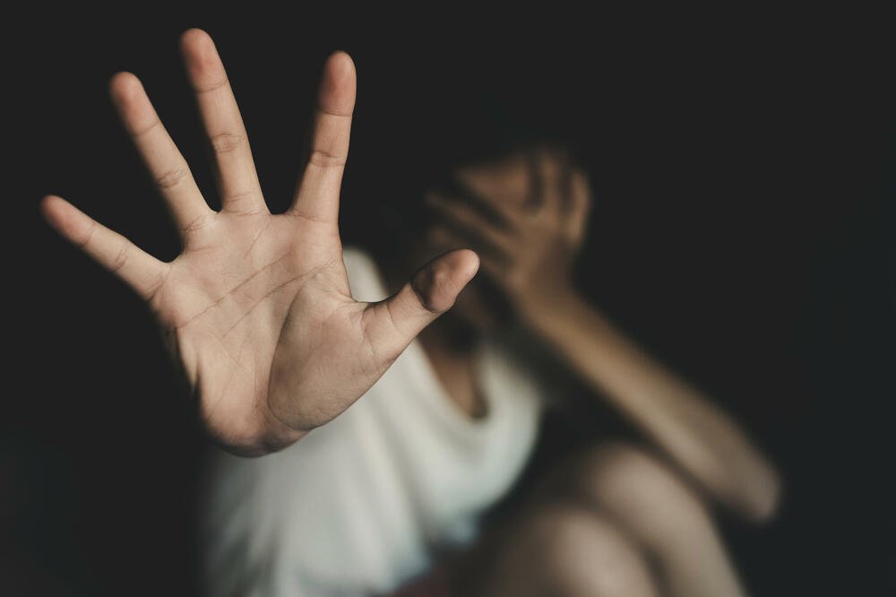 Podgoričaninu zadržavanje zbog sumnje da je tukao vanbračnu partnerku