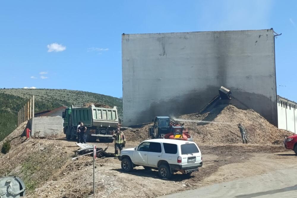 Pogon peletare nadomak Pljevalja izgorio u požaru: Šteta više miliona eura