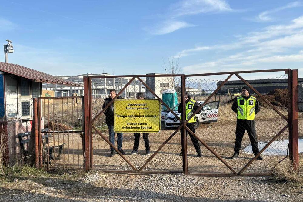 Policija prisutna uoči najavljenog protesta mještana Zete