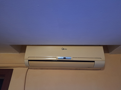 Polovna klima u dobrom stanju..