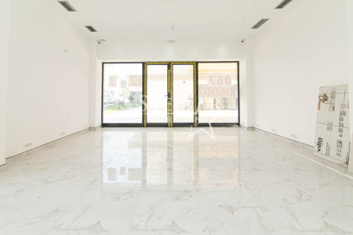 Poslovan prostor 80m2, Pobrežje  Izdavanje