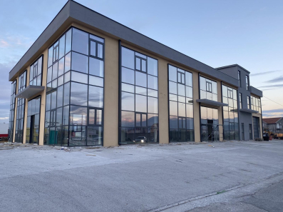 Poslovni prostor 2000m2, Dahna, Podgorica, Izdavanje