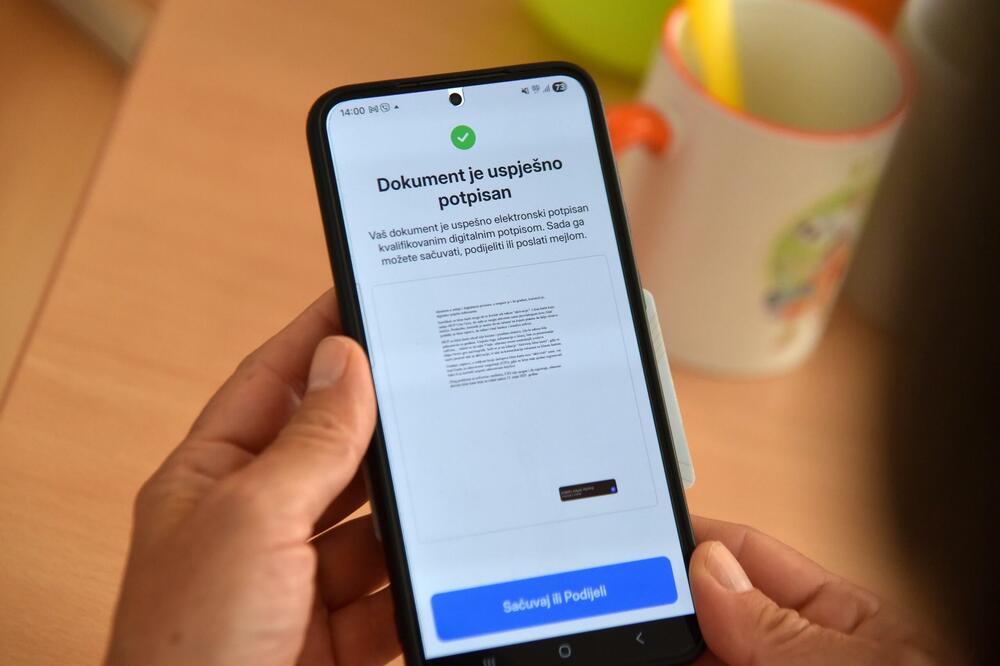 Potpis i dokaz identiteta u mobilnom telefonu