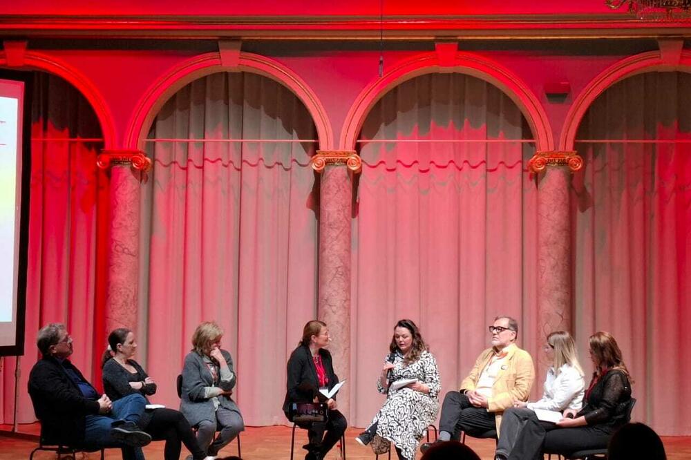 Povezale nacionalni identitet i savremeni umjetnički izraz