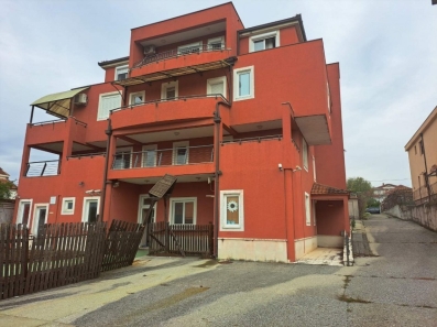 Povoljno: Dvosoban stan 82m2,Ibričevina