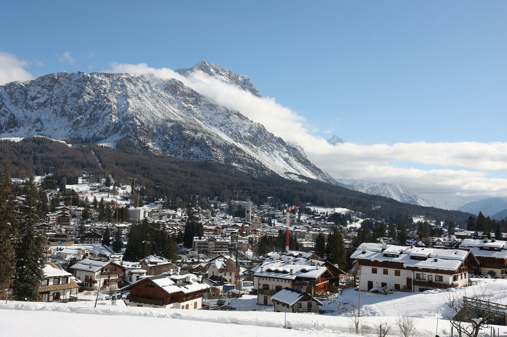 Predsjednica MOK-a tužna što priče Epstinovim dokumentima i ICE-u skreću pažnju sa Igara u Milanu i Kortini