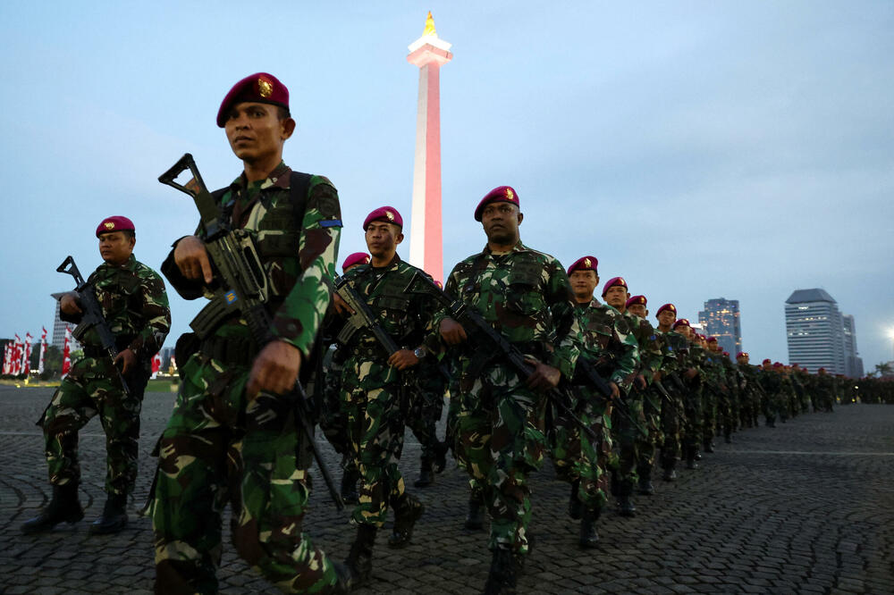 Predsjednik Indonezije obećao ukidanje privilegija poslanika, šest mrtvih na protestima