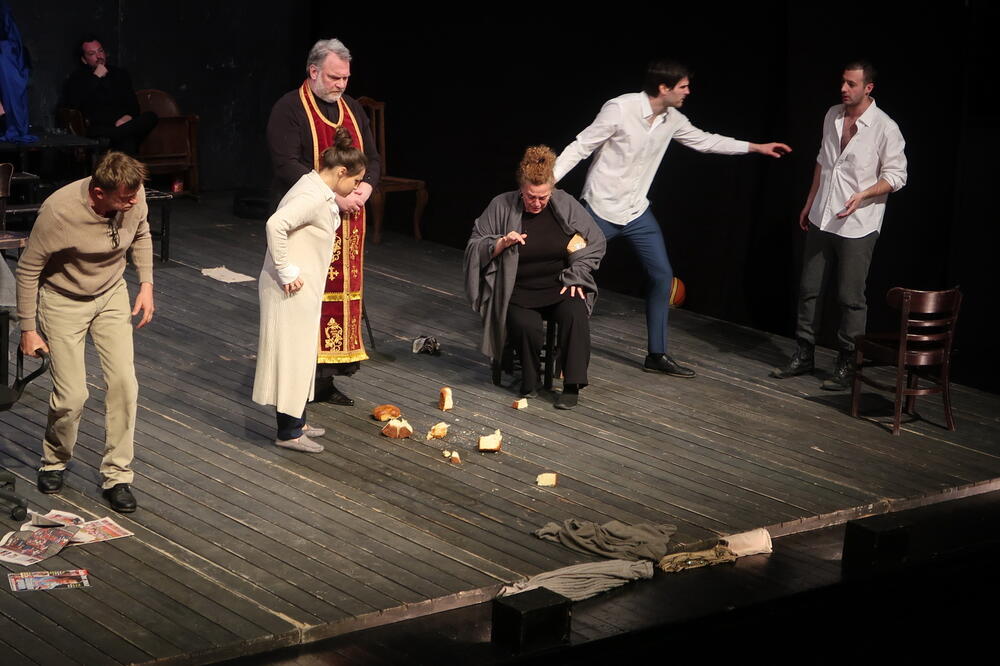 Predstava "Divlje meso" spustilo zavjesu na festival RUTA u Tivtu