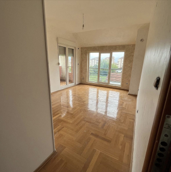 Prodaja četvorosobnog duplexa