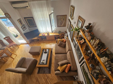 Prodaja, dvosoban namješten stan, 67m2+10m2 galerija