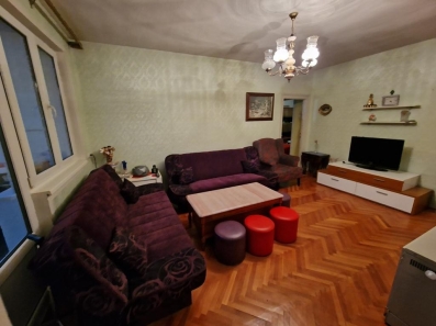 Prodaja, dvosoban stan 76m2+podrum