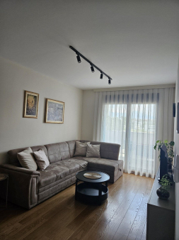 Prodaja, lux dvosoban stan 70m2