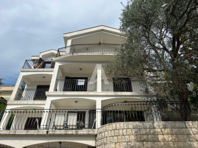 Prodaja,Budva,Podkosljun-Ekskluzivna Vila sa pogledom na more